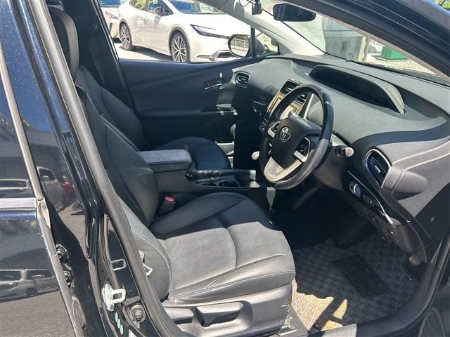Toyota PRIUS 2016 8622866-4