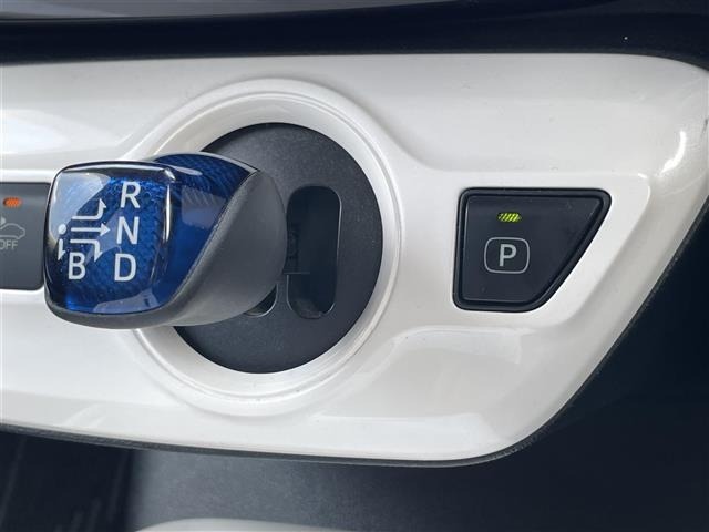 Toyota PRIUS 2016 8622867-19