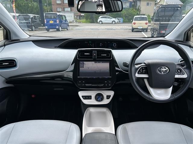 Toyota PRIUS 2016 8622869-15