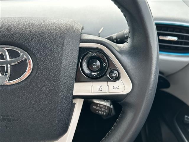 Toyota PRIUS 2016 8622869-9