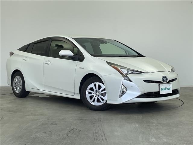 Toyota PRIUS 2018 8622877-0