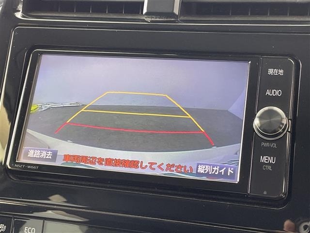 Toyota PRIUS 2018 8622877-13