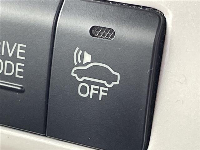 Toyota PRIUS 2018 8622877-2