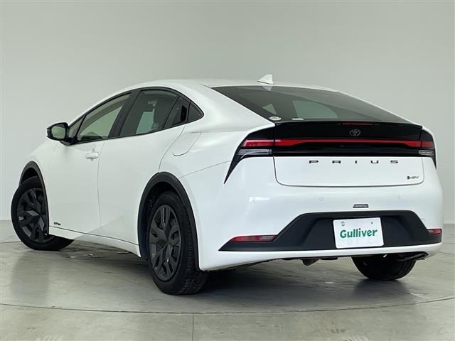 Toyota PRIUS 2025 8622878-13