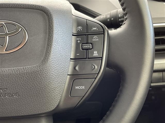 Toyota PRIUS 2025 8622878-5