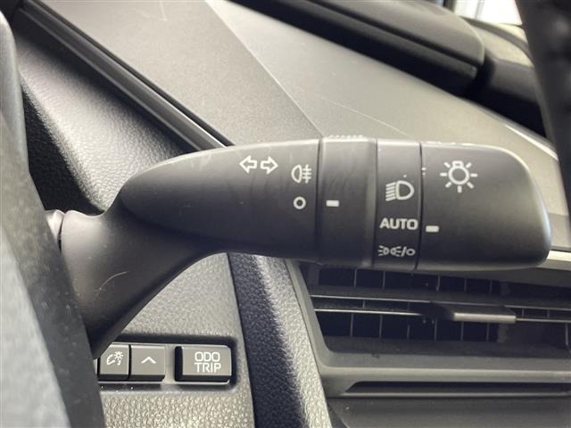 Toyota PRIUS 2025 8622878-8