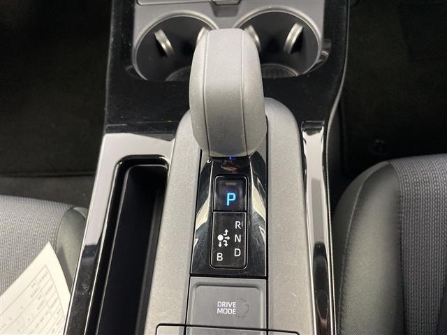 Toyota PRIUS 2025 8622882-12