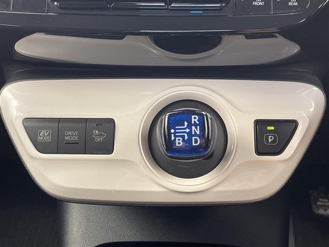 Toyota PRIUS 2016 8622885-11