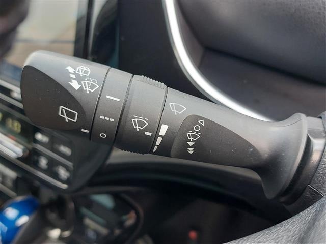 Toyota PRIUS 2019 8622889-29
