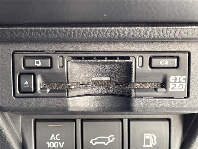 Toyota PRIUS 2025 8622893-11