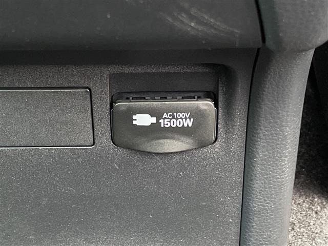 Toyota PRIUS 2025 8622893-6