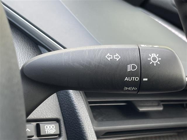 Toyota PRIUS 2025 8622893-7
