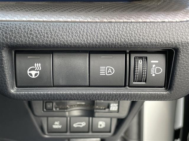 Toyota PRIUS 2025 8622893-9