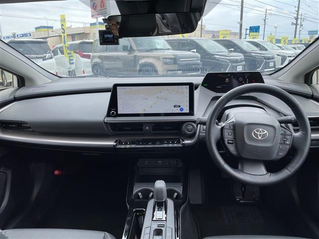Toyota PRIUS 2025 8622894-14