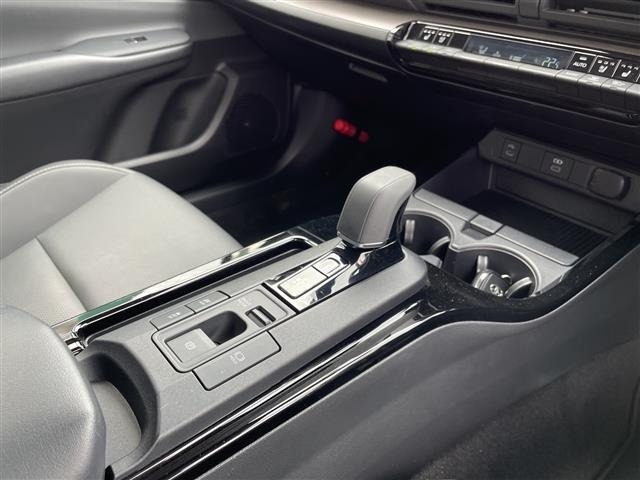 Toyota PRIUS 2025 8622894-22