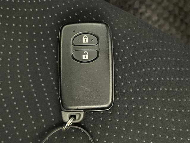 Toyota PRIUS 2013 8622897-11