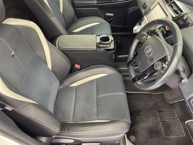 Toyota PRIUS 2016 8624100-11