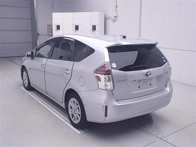 Toyota PRIUS 2015 8624110-1