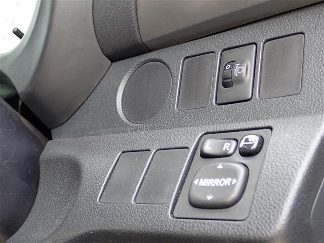 Toyota RACTIS 2013 8624151-12
