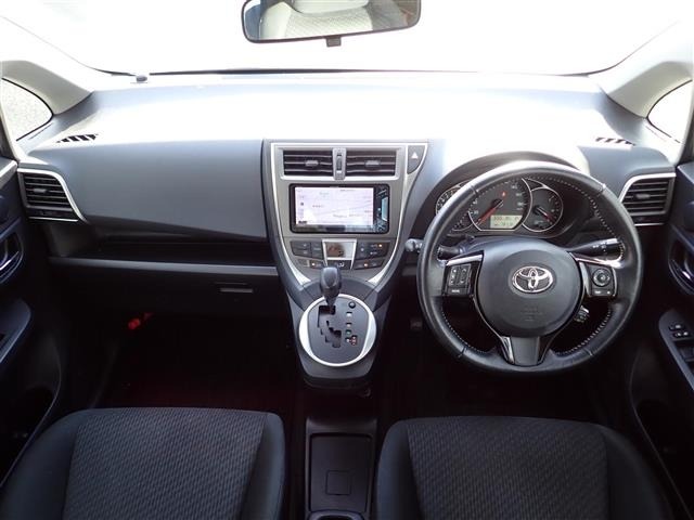 Toyota RACTIS 2013 8624151-14