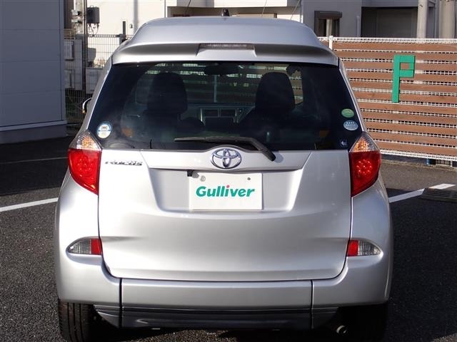 Toyota RACTIS 2013 8624151-16