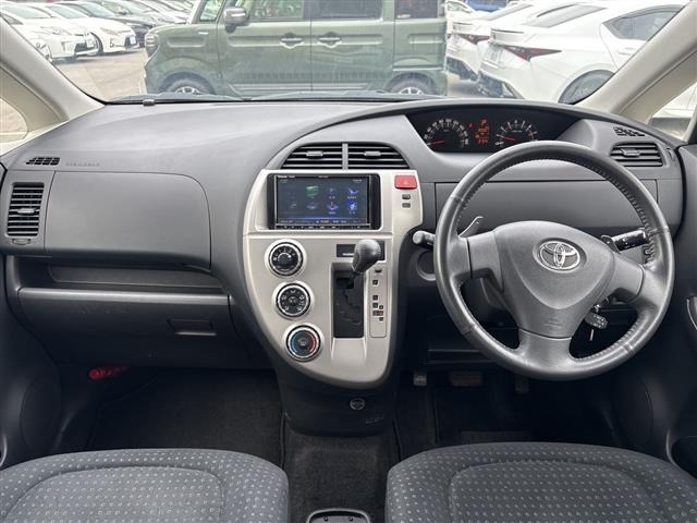 Toyota RACTIS 2010 8624152-15