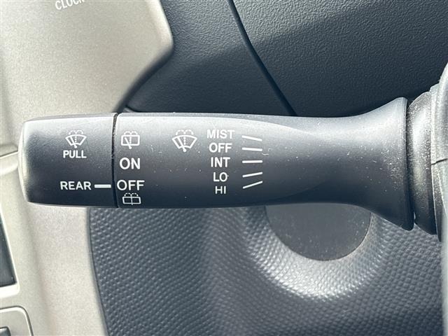 Toyota RACTIS 2010 8624152-18