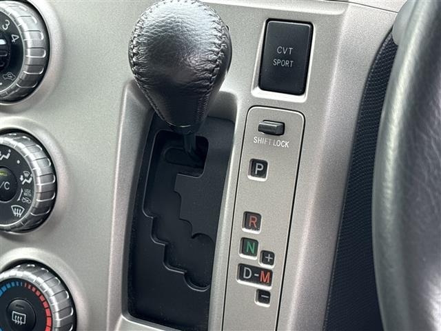 Toyota RACTIS 2010 8624152-9