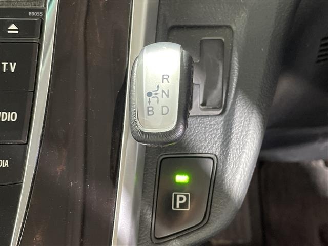 Toyota SAI 2014 8624209-10