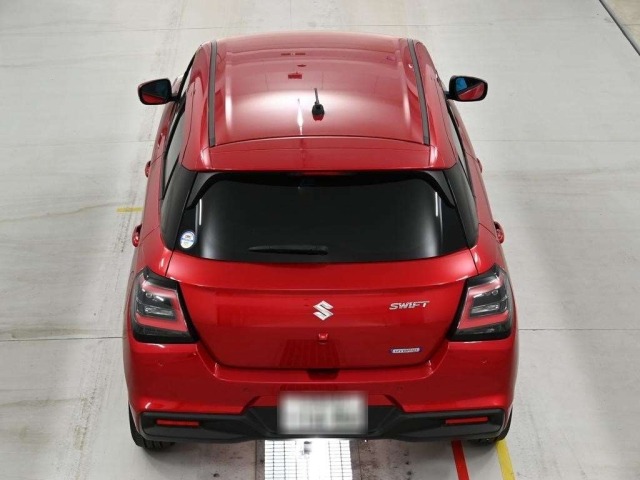 Suzuki SWIFT 2024 8624754-8