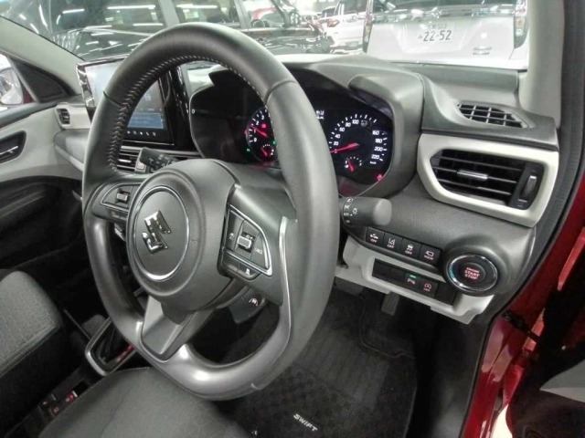 Suzuki SWIFT 2024 8624754-9