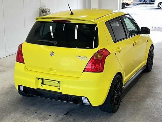 Suzuki SWIFT 2006 8624756-1