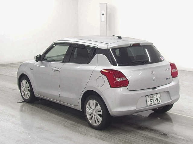 Suzuki SWIFT 2018 8624759-1