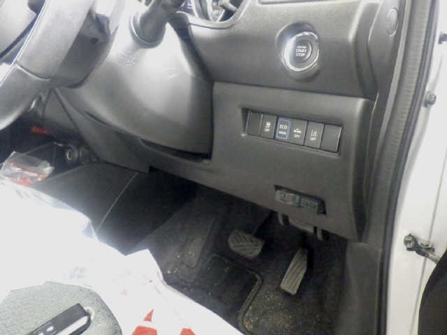 Suzuki SWIFT 2018 8624759-6