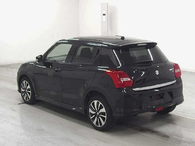 Suzuki SWIFT 2017 8624760-1