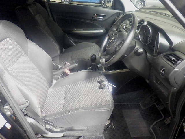 Suzuki SWIFT 2017 8624760-7