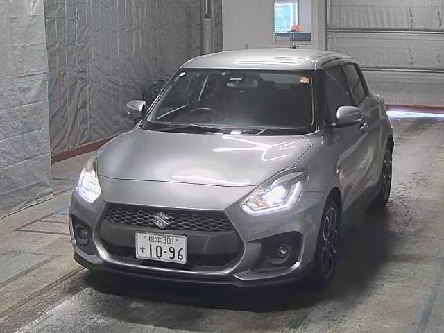 Suzuki SWIFT 2018 8624763-0
