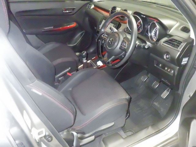 Suzuki SWIFT 2018 8624763-3