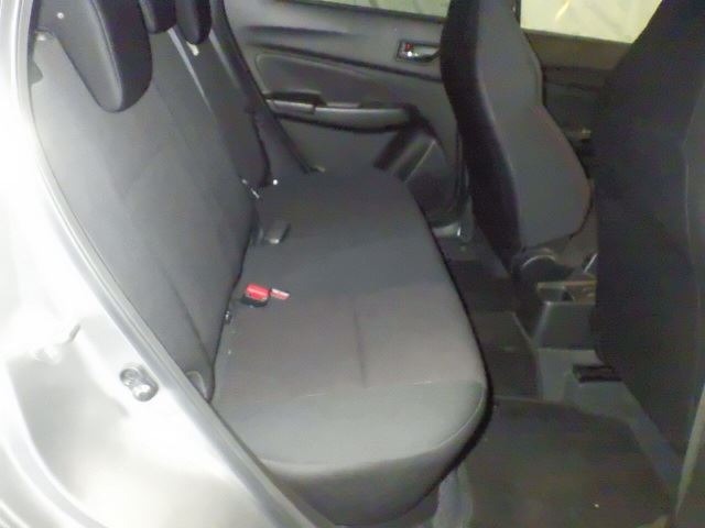 Suzuki SWIFT 2018 8624763-5