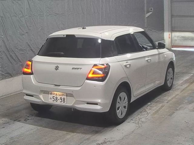 Suzuki SWIFT 2024 8624764-1