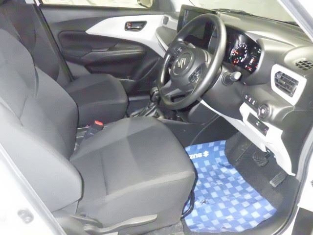 Suzuki SWIFT 2024 8624764-3