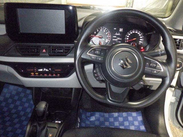 Suzuki SWIFT 2024 8624764-4