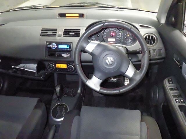 Suzuki SWIFT 2007 8624765-4