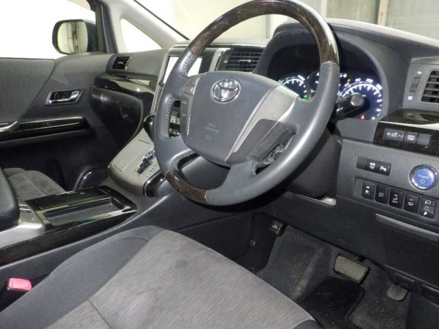 Toyota VELLFIRE 2012 8622741-3