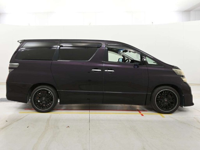 Toyota VELLFIRE 2009 8622755-3