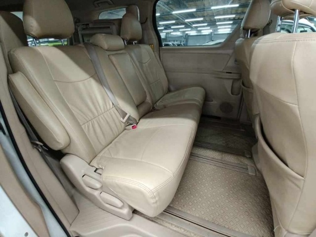 Toyota VELLFIRE 2013 8622758-12