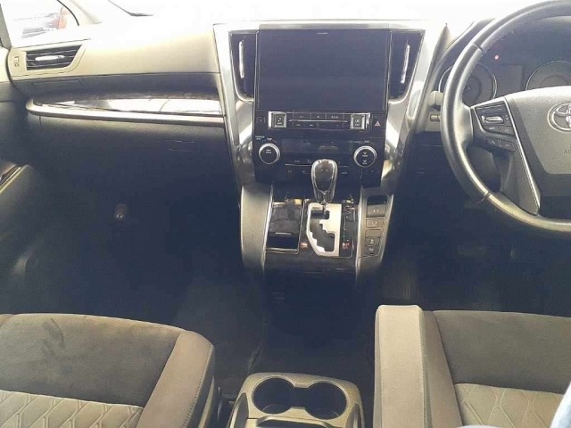 Toyota VELLFIRE 2019 8622763-11