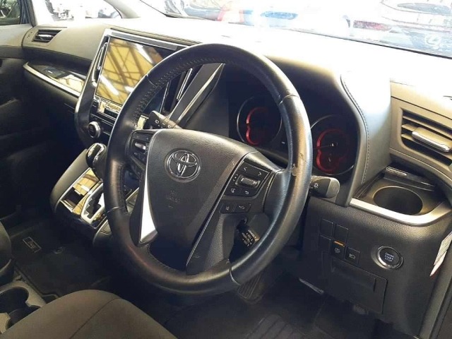 Toyota VELLFIRE 2019 8622763-9