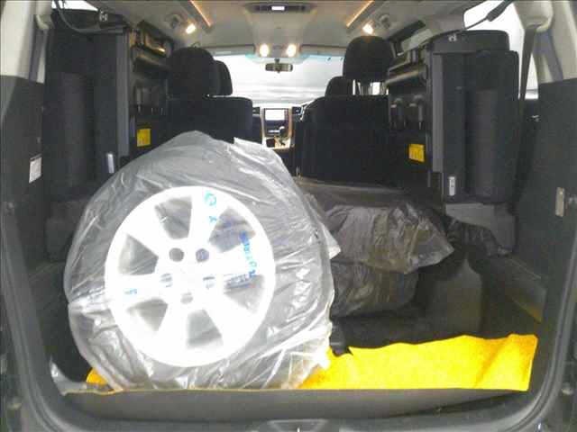 Toyota VELLFIRE 2011 8622791-7