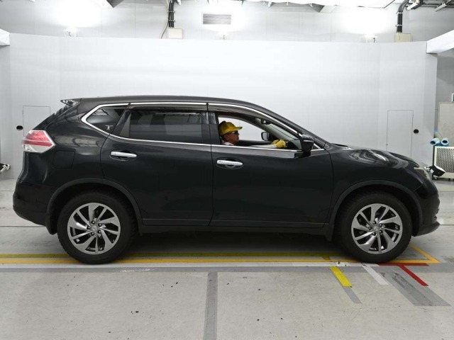 Nissan X-TRAIL 2017 8622289-3